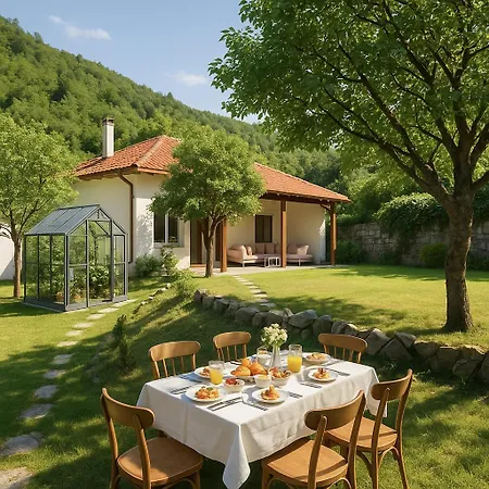 Nyaraló Nedovica Potok Rudnik